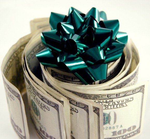 Ways to have a budget-friendly Christmas- Money Roll with Ribbon