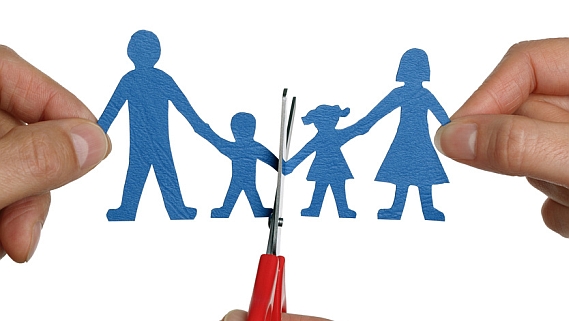 Effective Parent - Paper Chain Family Divorce