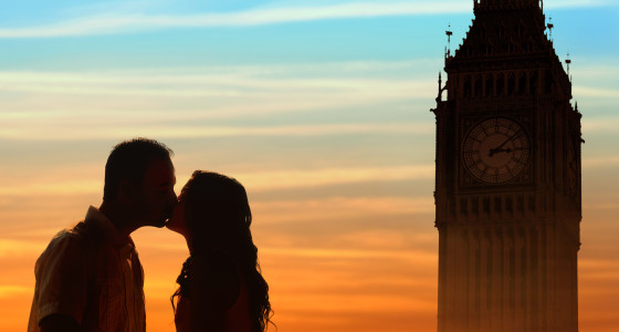 Getting married in London - Backlit loving couple honeymoon in London with Big Ben tower and sunset background
