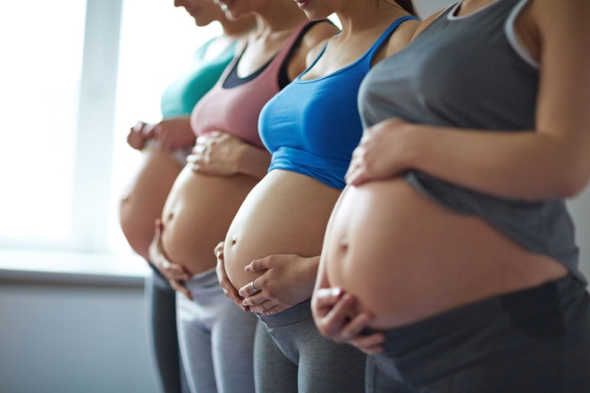 Pregnancy myths from movies and TV- Four pregnant women