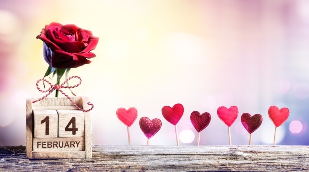 valentine's day ideas - Valentines Day - Calendar Date With Rose And Hearts Decoration