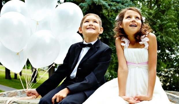 taking children to weddings -kids attending wedding