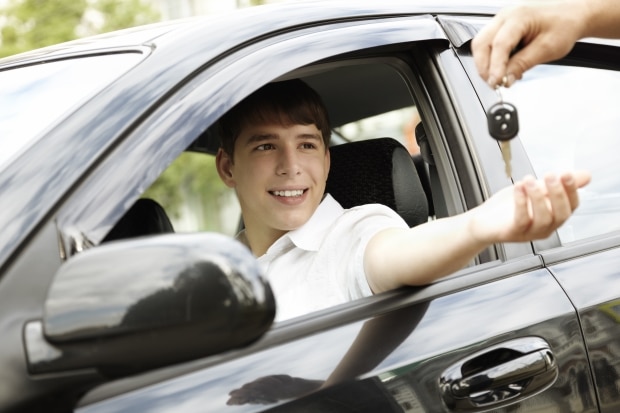 safe and reliable car brands for teens -teen receiving keys to first car