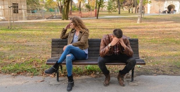 do’s and don’ts for resolving conflict - a couple estranged from an argument