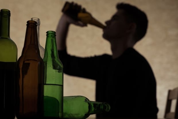 teen on an alcohol drinking binge