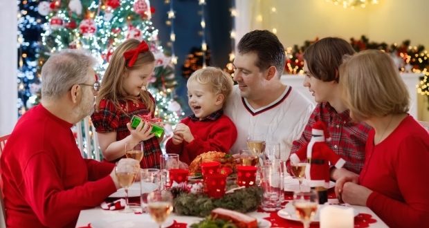 Tips for having a stress-free holiday season-A family Christmas dinner