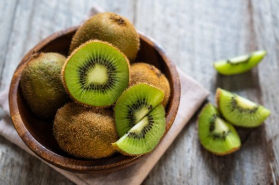 Healthy foods to help you sleep better-kiwi