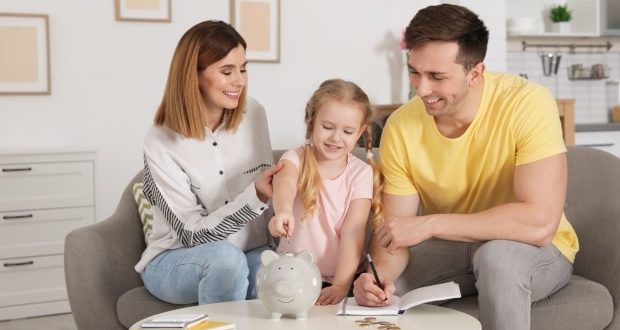 How to teach your children about money- Family budgeting