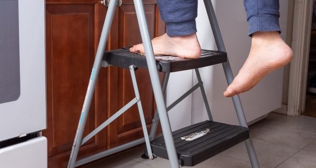 Benefits of using a step ladder