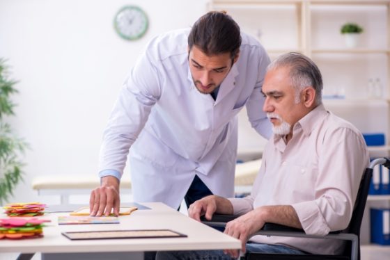 How to help a parent suffering from cognitive decline- A doc helping a patient