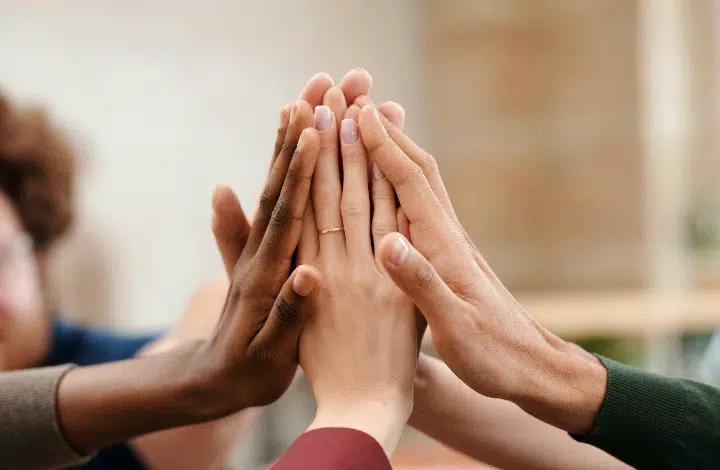 National High-five day - Friends high-fiving