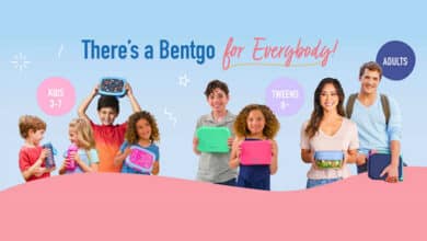Bentgo lunch boxes for stepparents - happy children holding Bentgo lunchbox