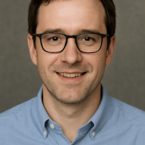 Photo of Oliver Bennett